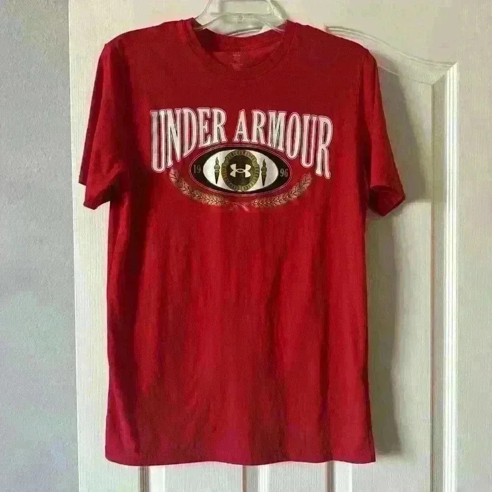 Under Armour red and gold Collegiate Tshirt Size Small